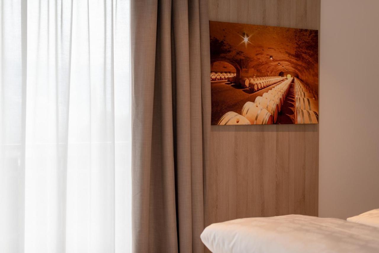 Garni Hotel Ritterhof แตร์เมโน ภายนอก รูปภาพ