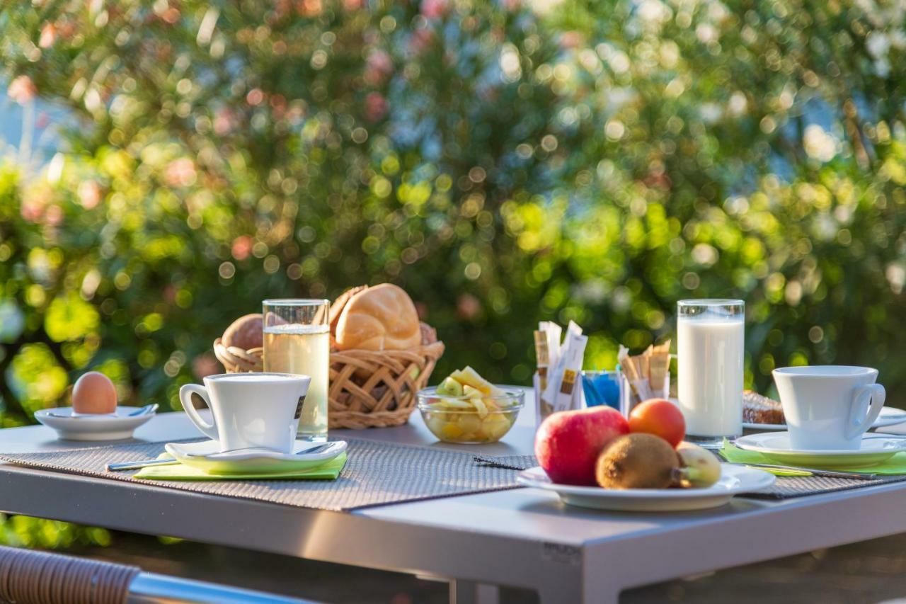 Garni Hotel Ritterhof แตร์เมโน ภายนอก รูปภาพ