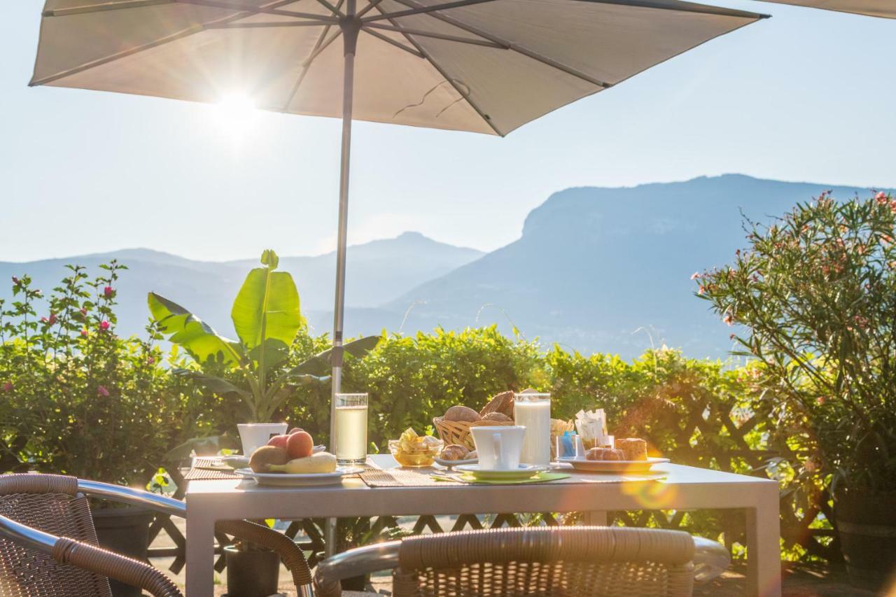 Garni Hotel Ritterhof แตร์เมโน ภายนอก รูปภาพ
